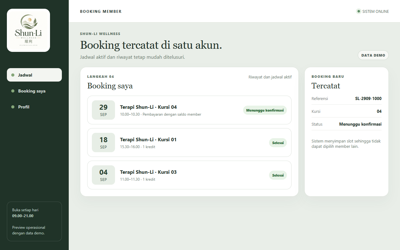 Daftar booking Shun-Li dengan tanggal, kursi, status, dan referensi reservasi